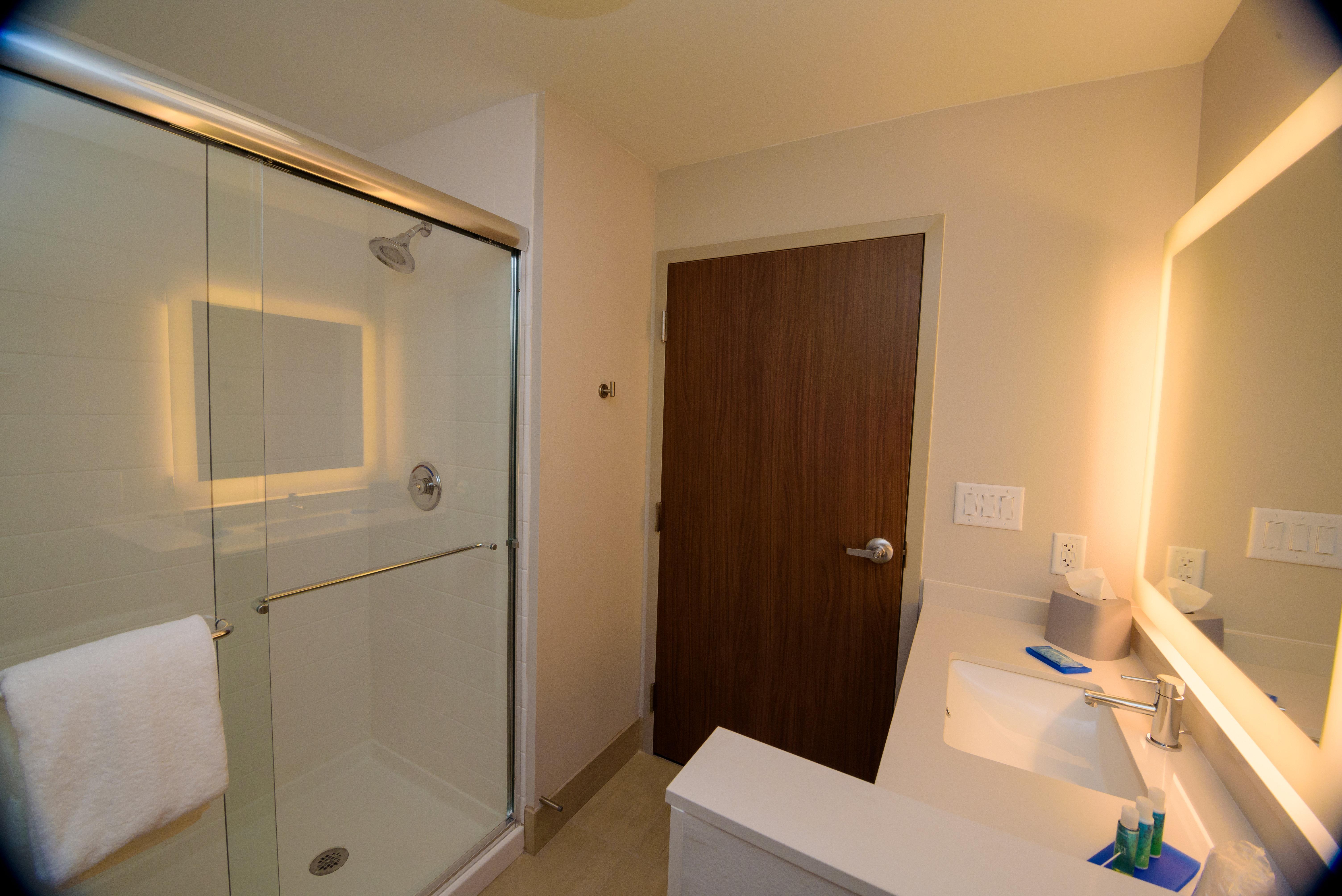 Holiday Inn Express & Suites Mckinney - Frisco East By Ihg Exterior foto